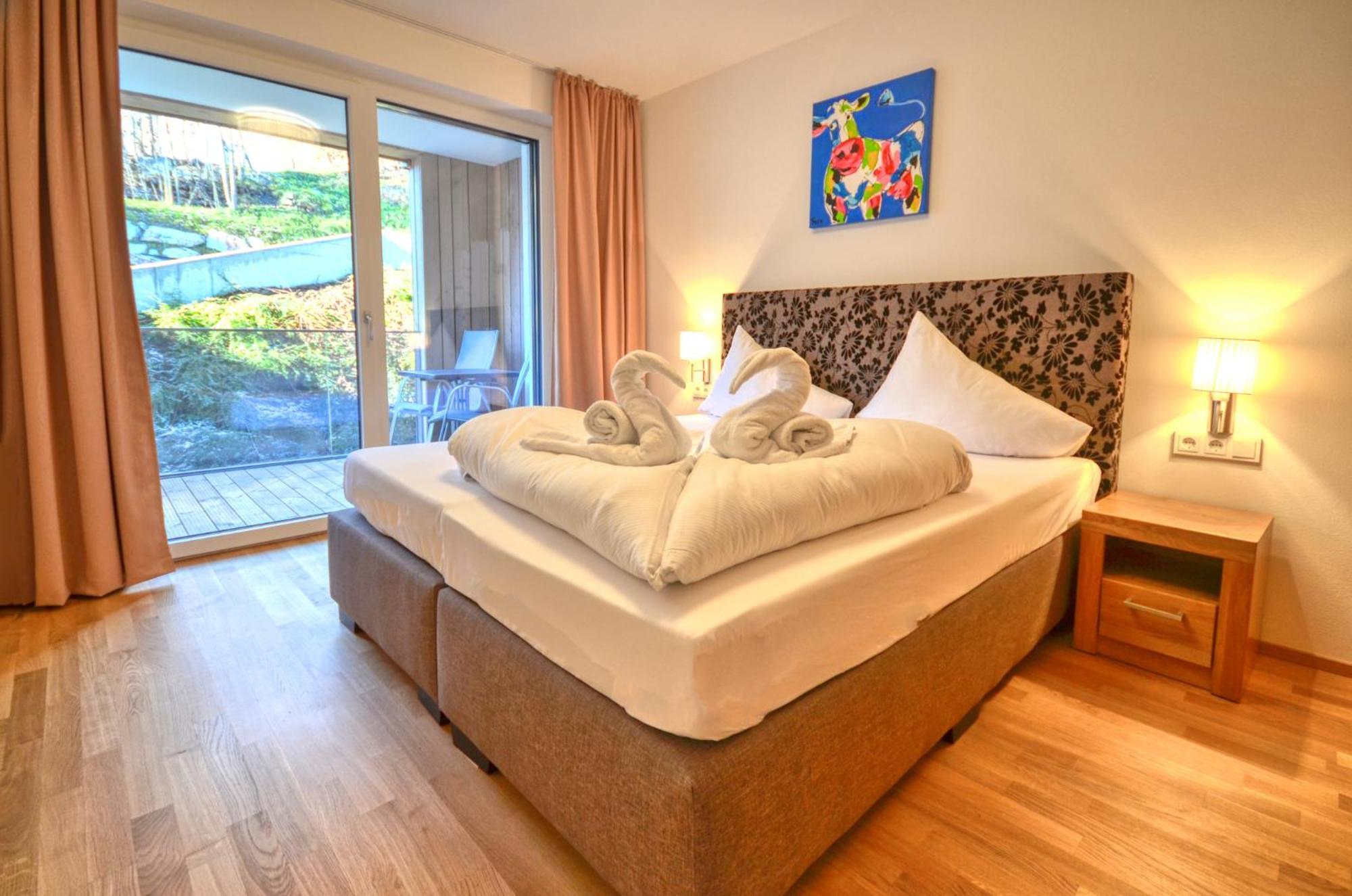 Alpin & Seeresort Top 10 - By Alpen Apartments Zell am See Exterior photo