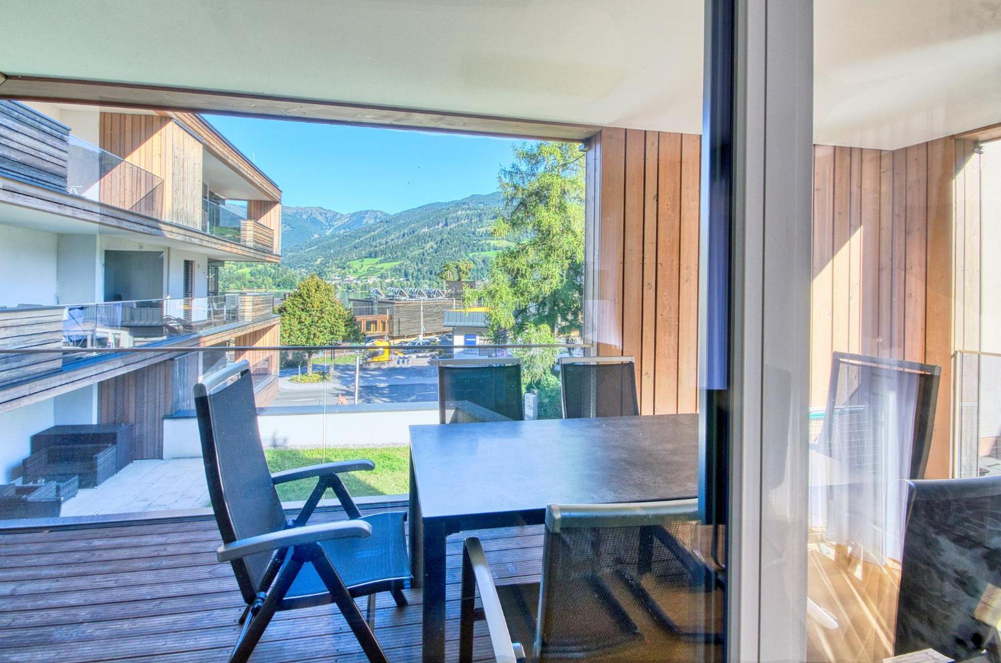 Alpin & Seeresort Top 10 - By Alpen Apartments Zell am See Exterior photo